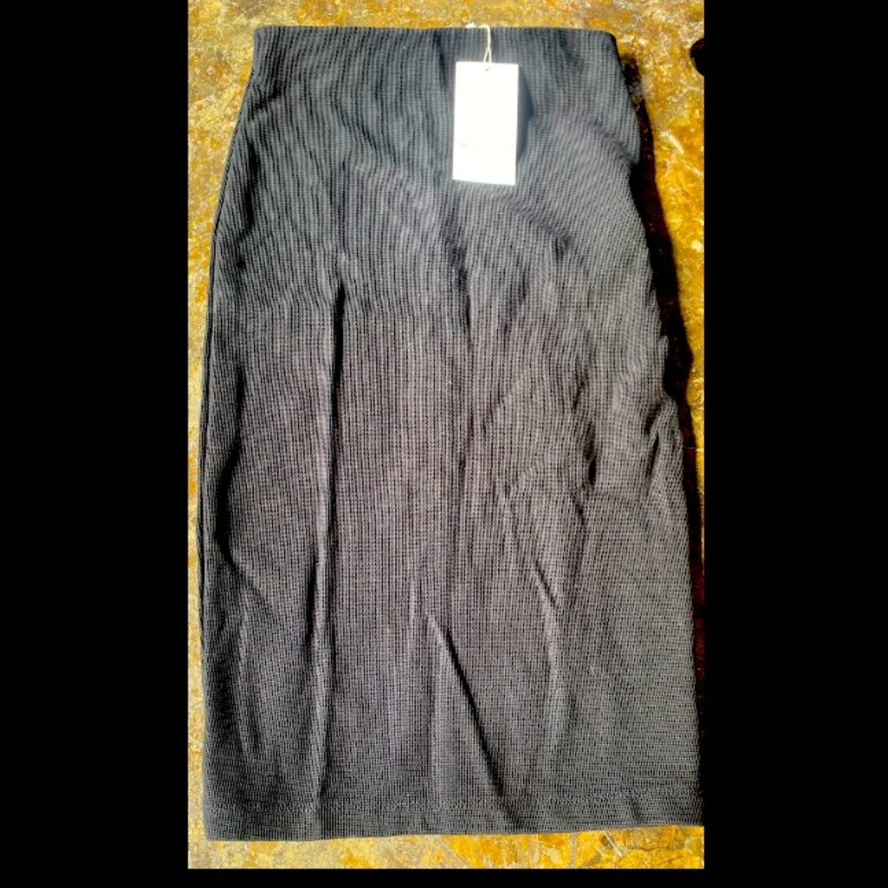 NWT Zara Trafaluc Long Skirt Size S Black fashion garment straight lined w/slit